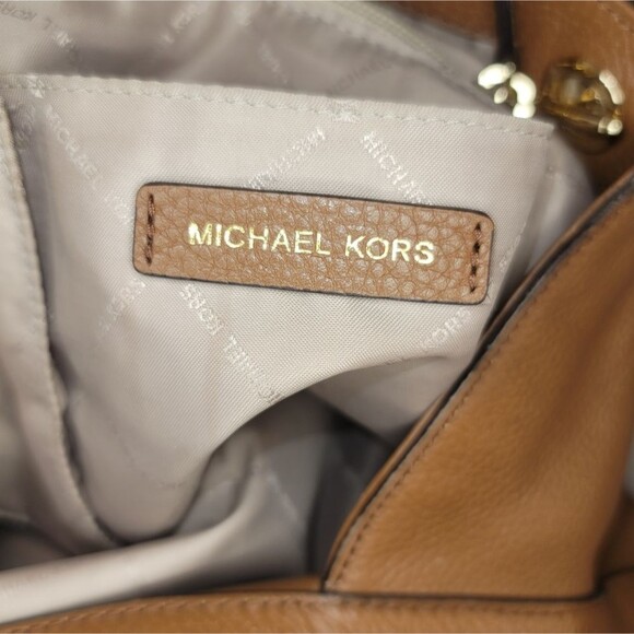 Michael Kors Jet Set Large Tan Genuine Soft Leather Shoulder Hobo Bag - Picture 16 of 16